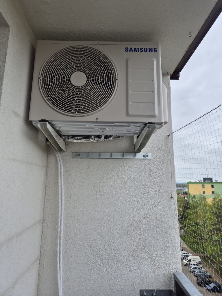Klimatizace do panelového bytu